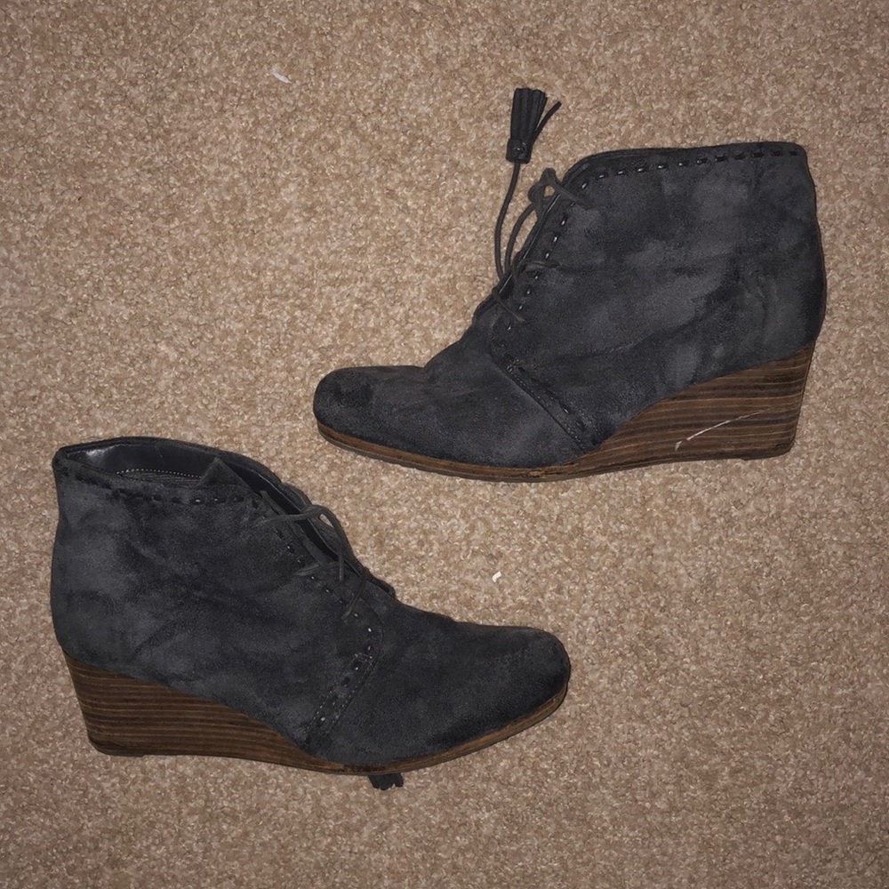 Dr. Scholl’s booties. Size 9. Grey/blue
